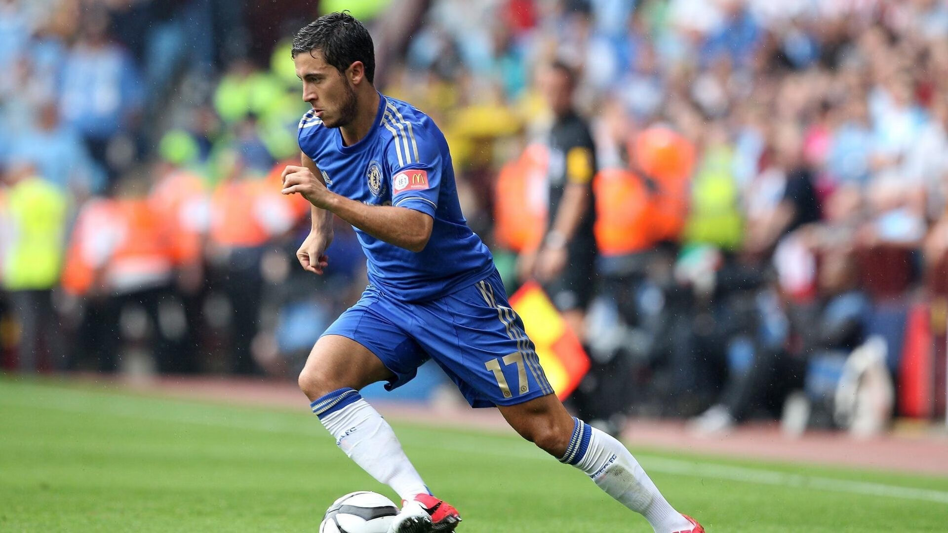 中国足球国家队伤病恢复管理体系全面完善，国家队受伤俱乐部治疗